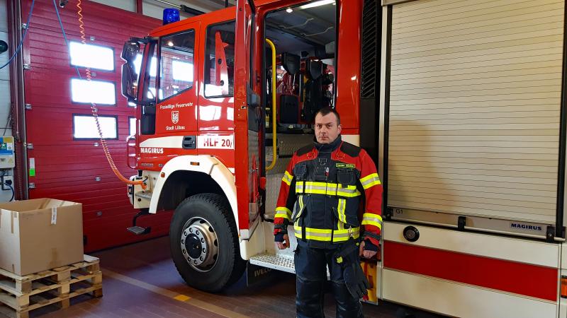 Feuerwehr erhält neue Schutzkleidung