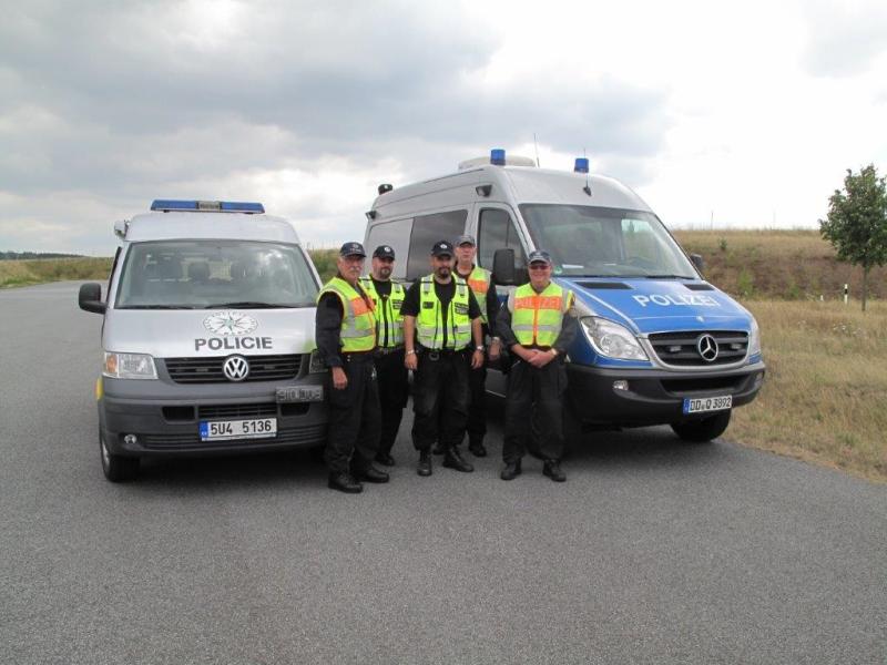 Sächsische und tschechische Verkehrspolizisten kontrollieren gemeinsam 