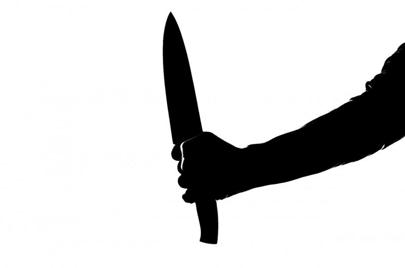 Mann mit Messer bei Familienfeier schwer verletzt  Täter in Haft