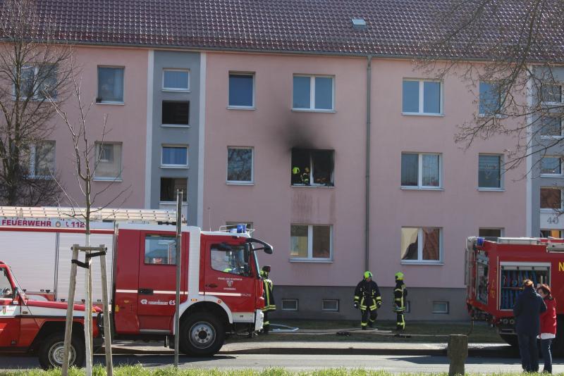 Bewohner bei Wohnungsbrand schwer verletzt