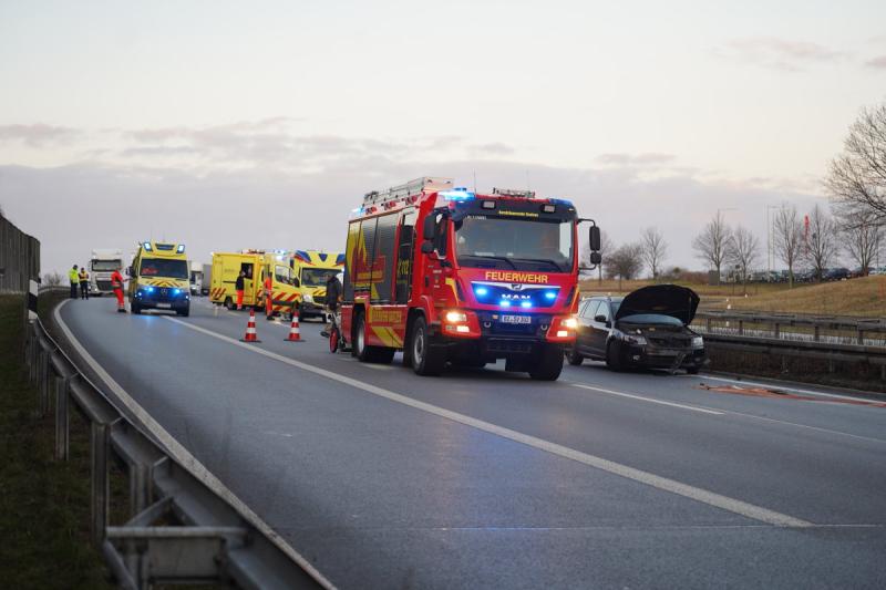 Acht Verletzte bei Unfall auf der Autobahn