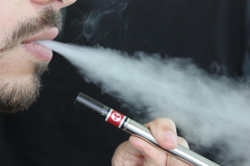 E-Zigarette erklärt: So funktioniert sie