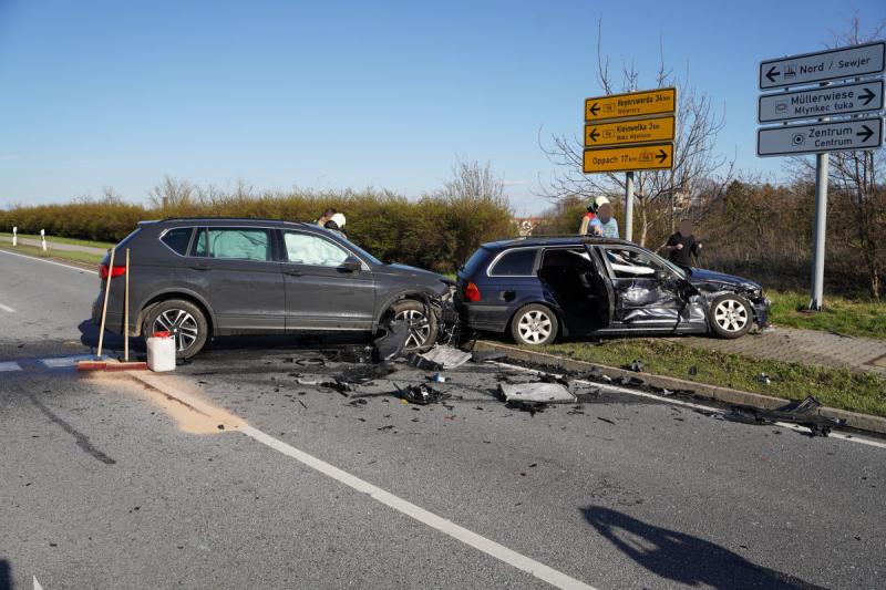 Wieder einmal Crash an der Autobahnauffahrt Bautzen-West