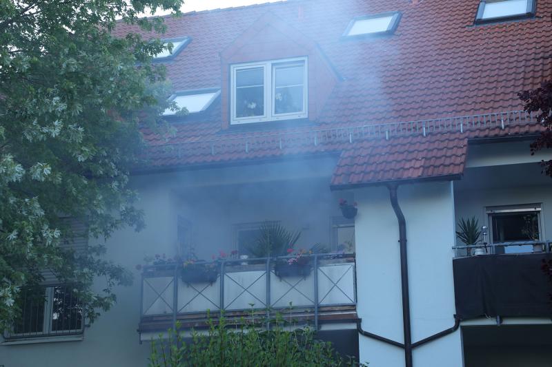 Küche brannte im Mehrfamilienhaus