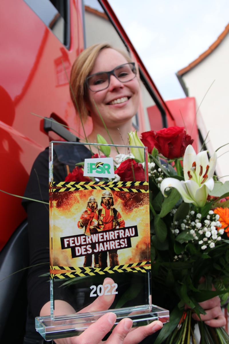RADIO PSR als offizieller Partner der Freiwilligen Feuerwehren in Sachsen übergibt Award