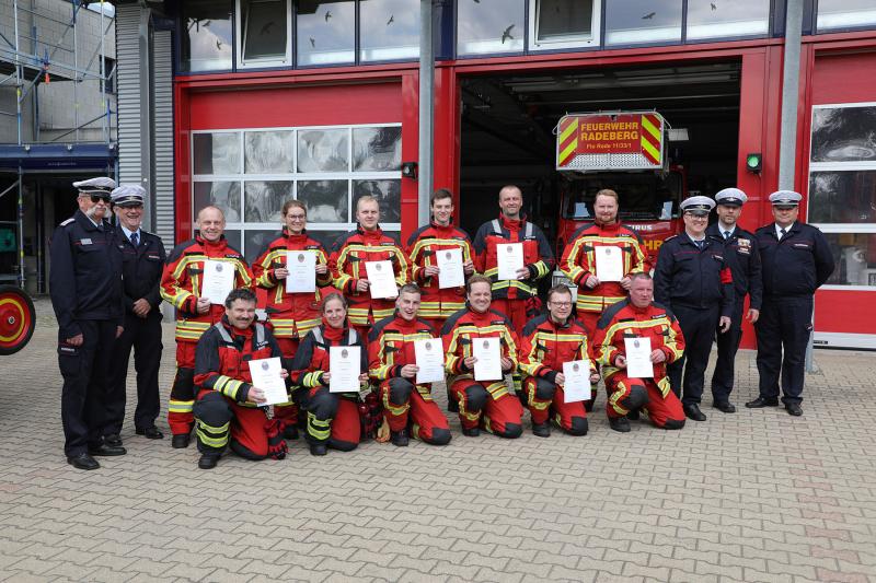 Radeberger Feuerwehrleute "erkämpften" sich das sächsische Leistungsabzeichen Löschangriff