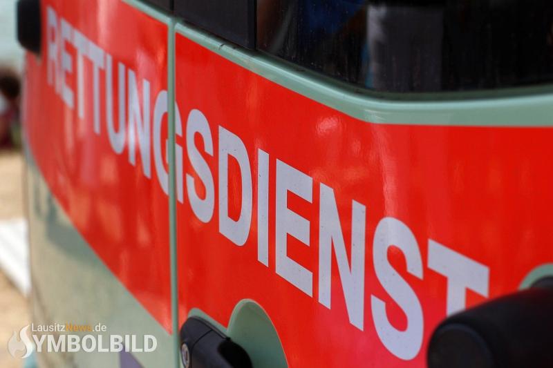 14-Jähriger in Bus gestürzt