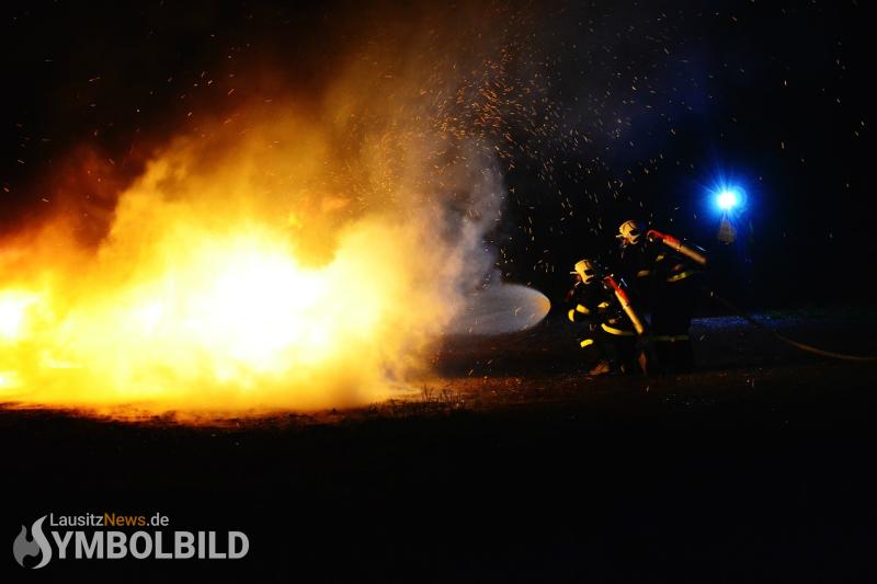 Bundespolizisten löschen Brand an polnischer Tankstelle